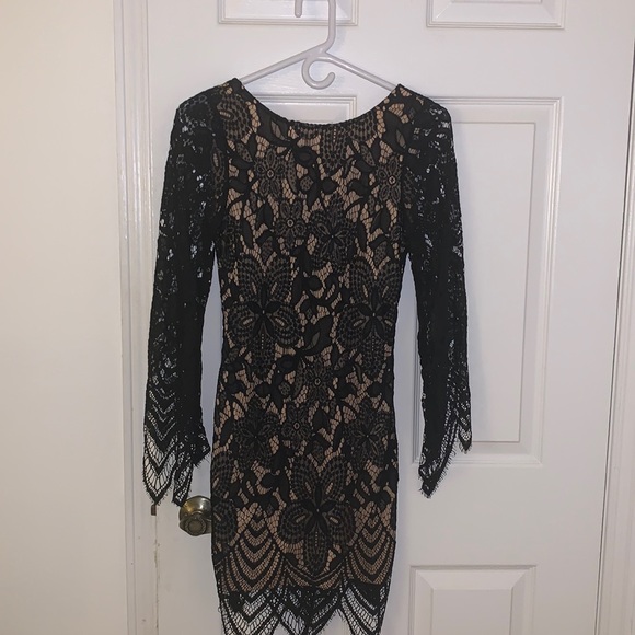 Black mini dress - Picture 1 of 4